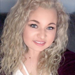 Meet your Posher, Mckenzie